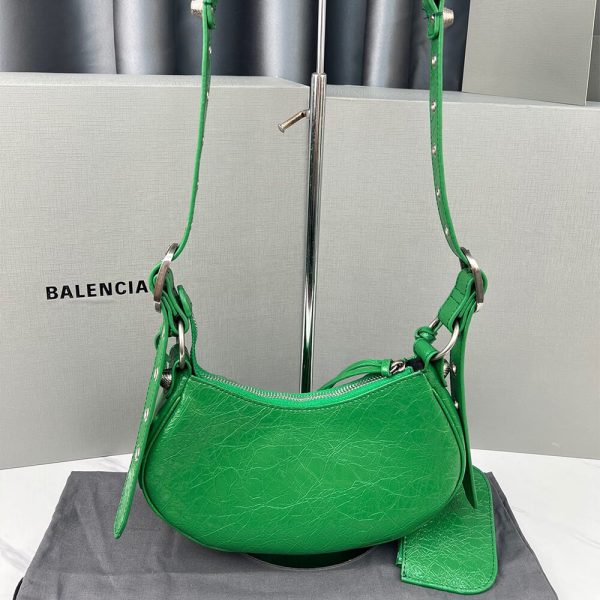 Ba*len*cia*ga womens le cagole xs shoulder bag