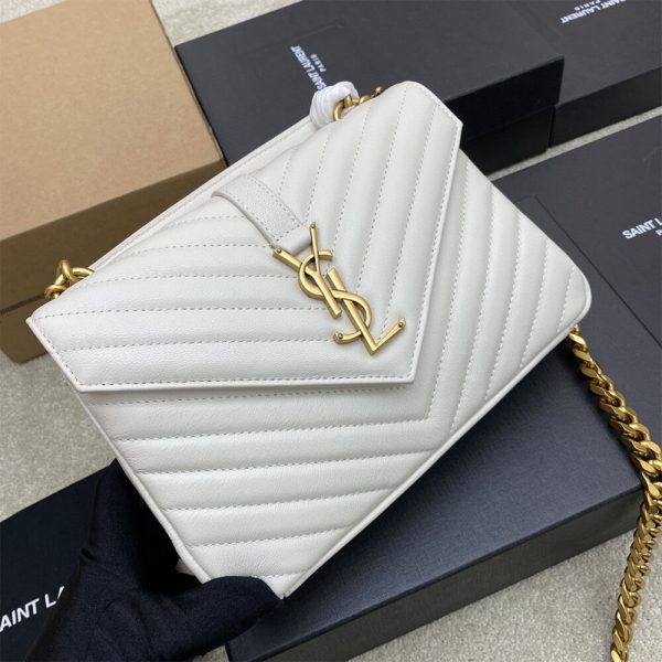 COLLEGE MEDIUM CHAIN BAG IN QUILTED LEATHER