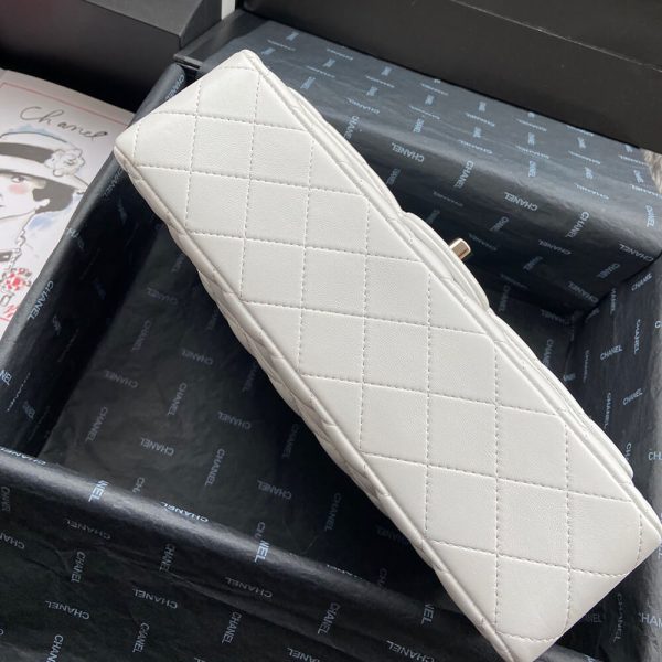 Ch*el classic flap medium