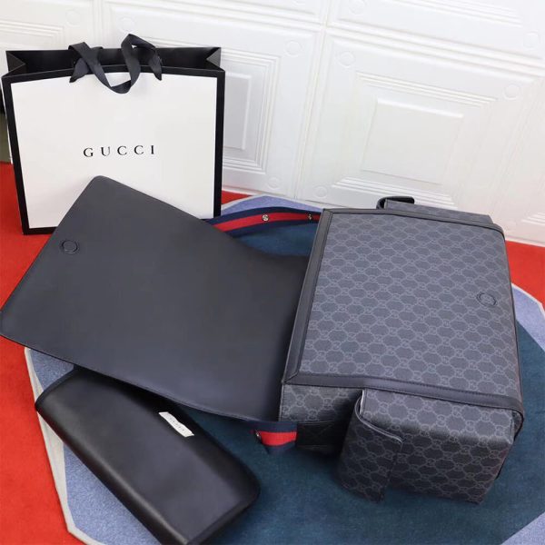 gg S*p*e diaper bag