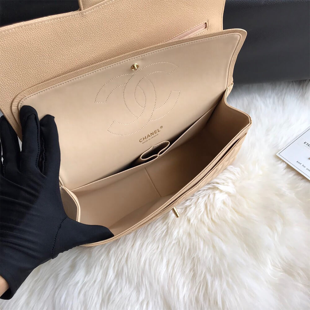 Ch*el classic jumbo flap